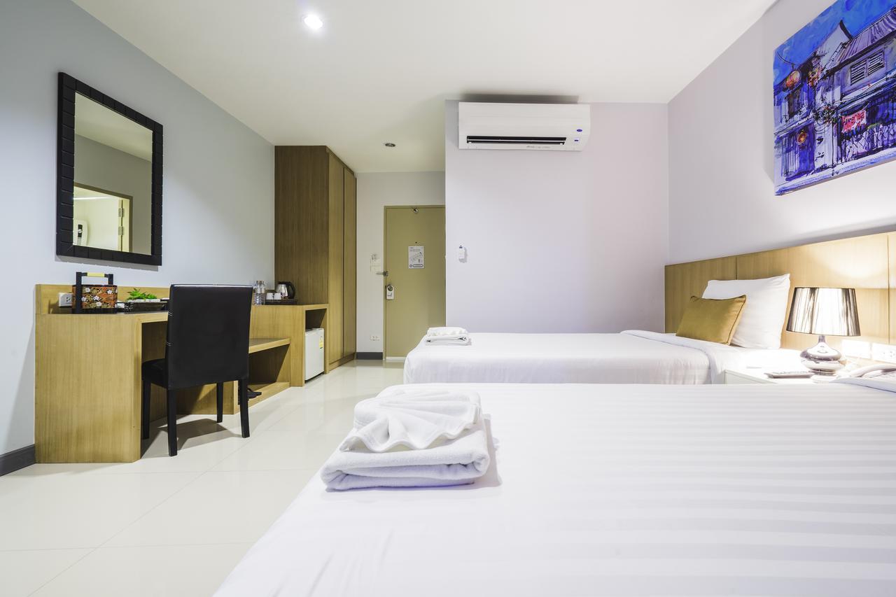 Vapa Hotel - Sha Extra Plus Phuket Buitenkant foto