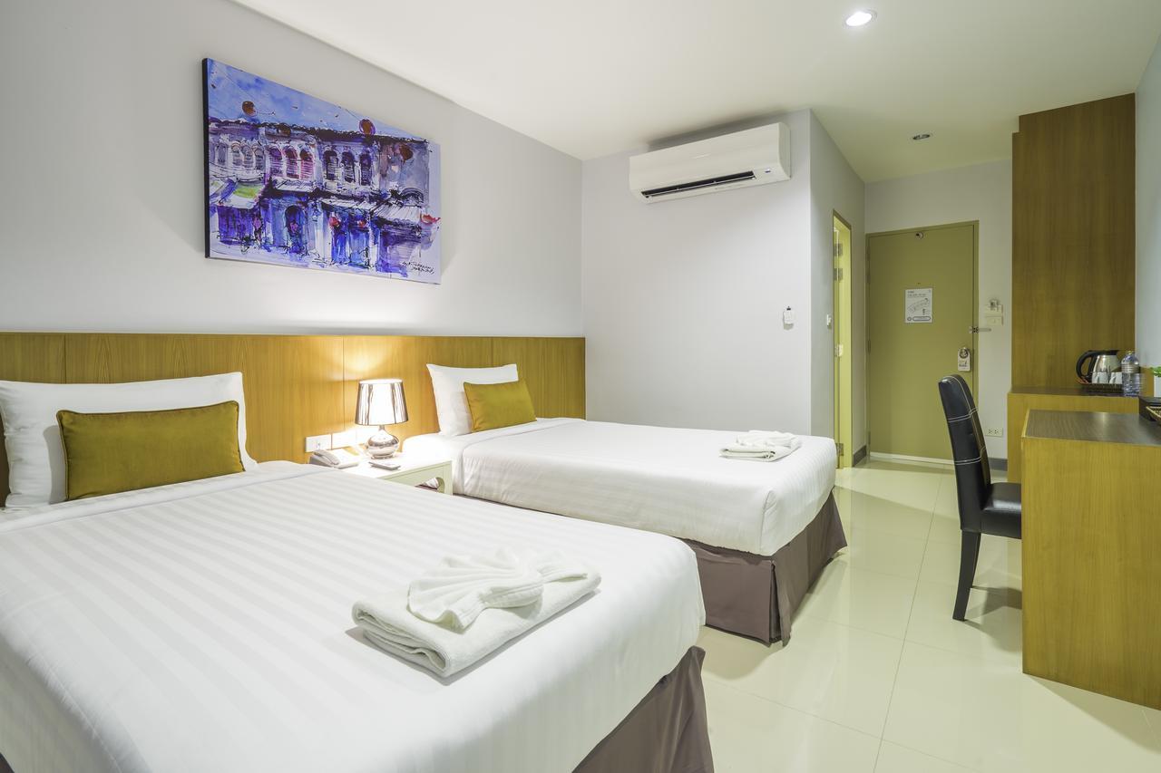 Vapa Hotel - Sha Extra Plus Phuket Buitenkant foto