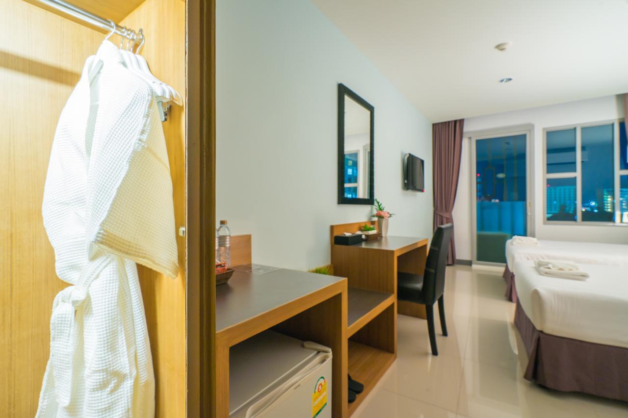 Vapa Hotel - Sha Extra Plus Phuket Buitenkant foto