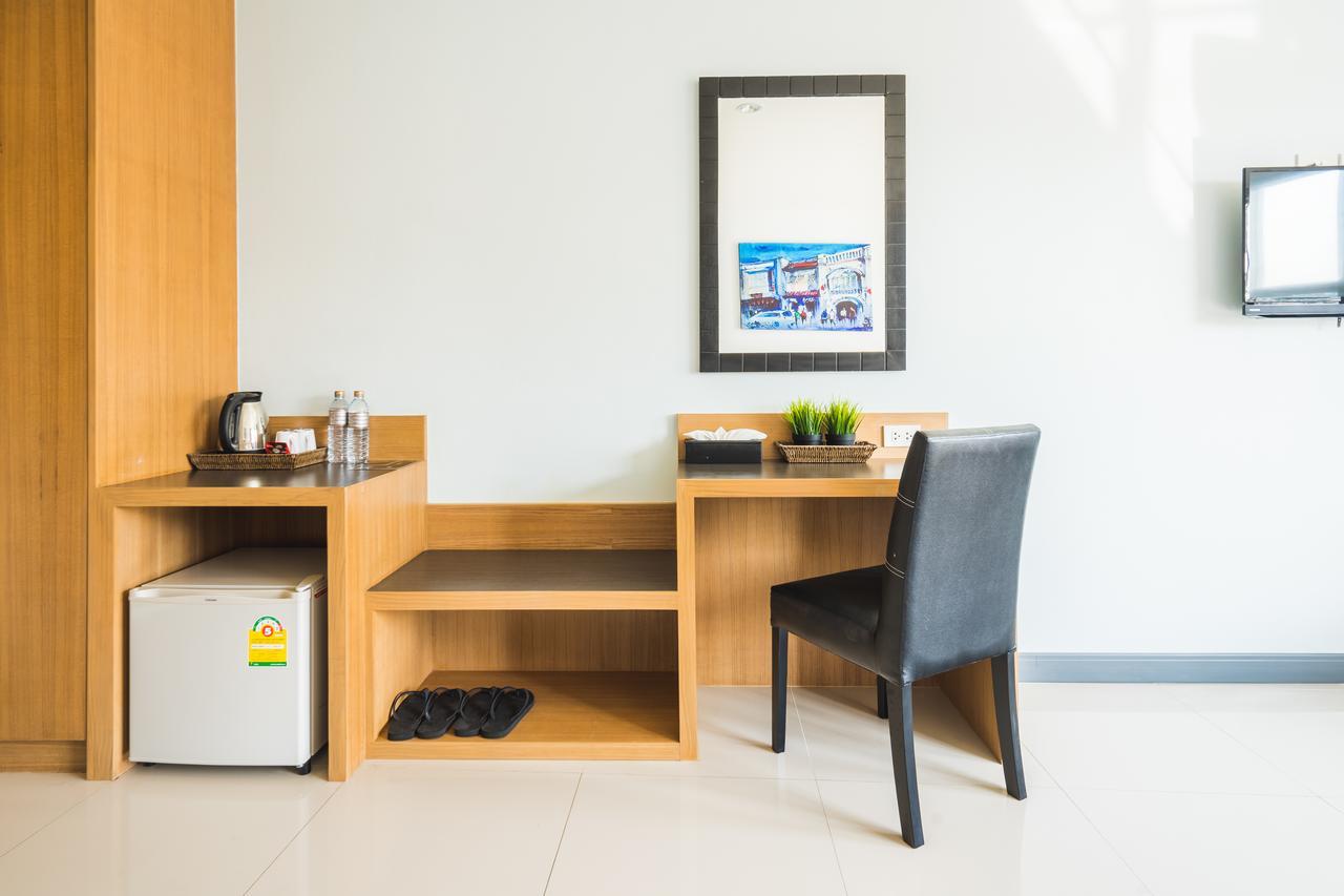 Vapa Hotel - Sha Extra Plus Phuket Buitenkant foto
