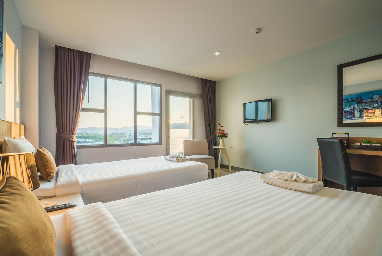 Vapa Hotel - Sha Extra Plus Phuket Buitenkant foto