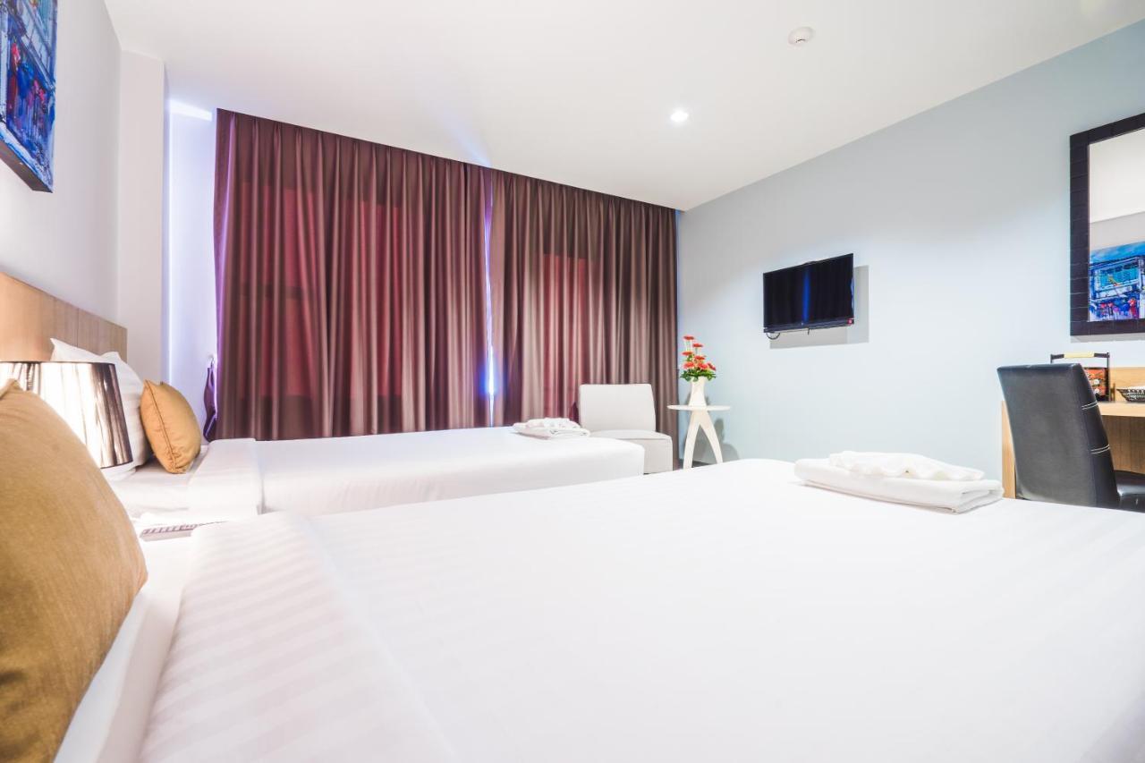 Vapa Hotel - Sha Extra Plus Phuket Buitenkant foto